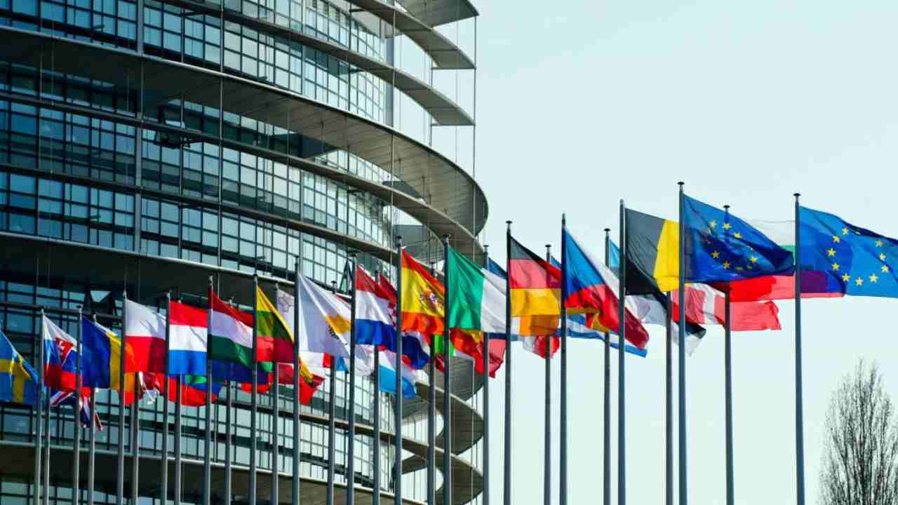 Recovery Fund, scontro tra Parlamento e Consiglio Europeo