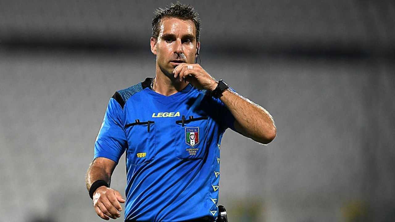 Serata da dimenticare per la Juventus che pareggia a Crotone. Ma fa discutere l'arbitraggio di Forneau che non è nuovo a scatenare polemiche