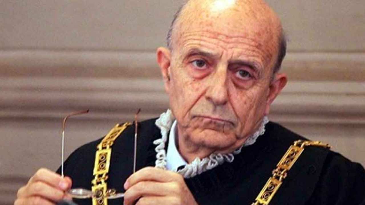 Sabino Cassese, dure parole contro Conte e DPCM. Le reazioni