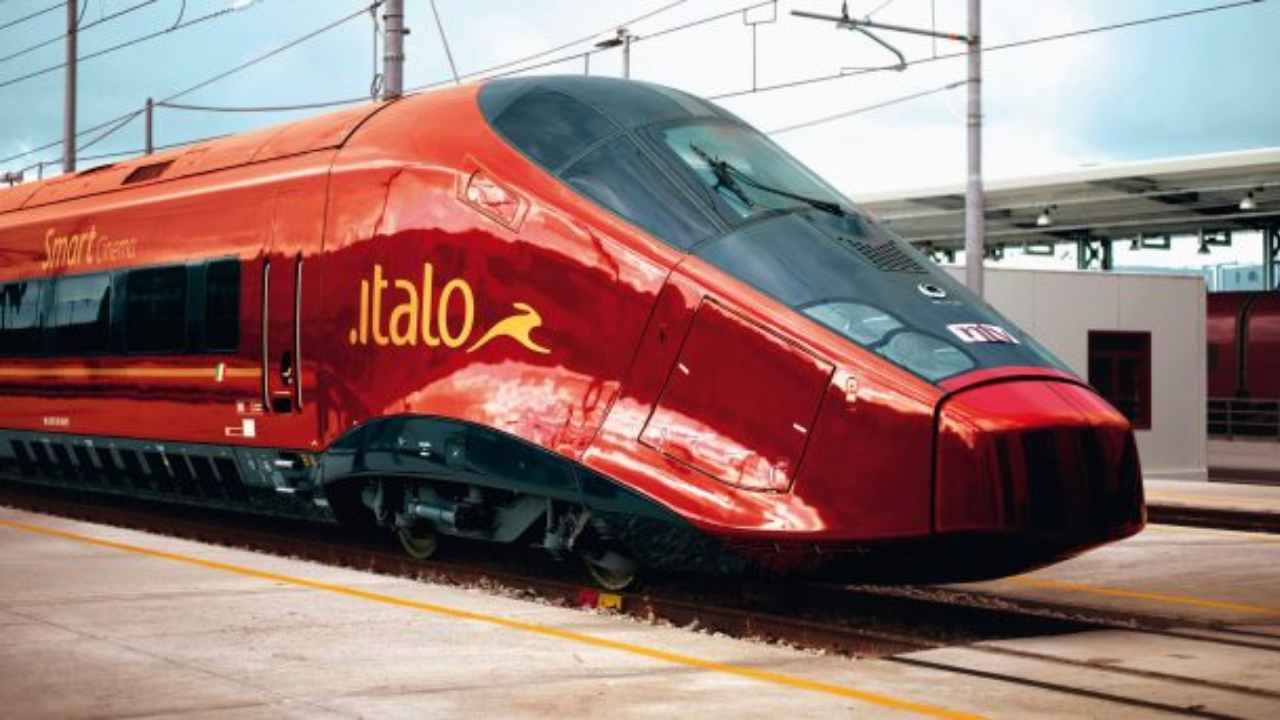 Italo e Trenitalia, niente prenotazioni a Natale. I motivi