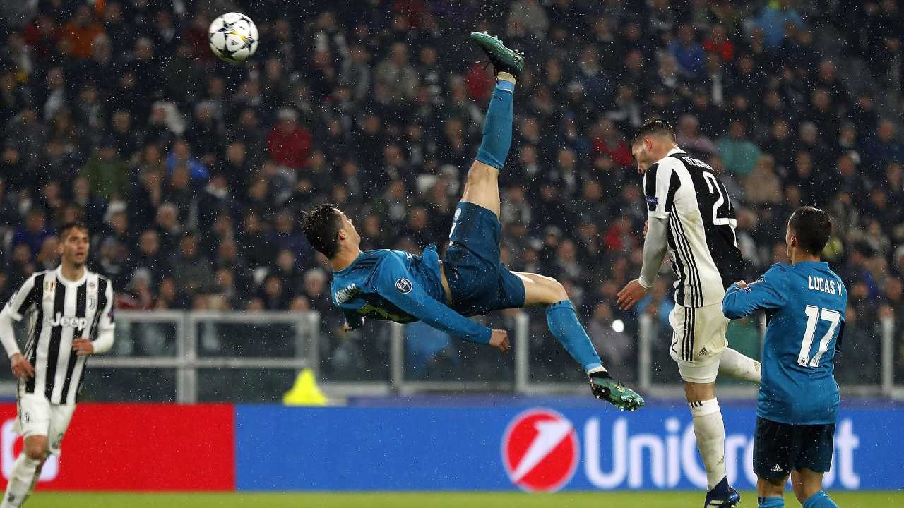 Cristiano Ronaldo ancora positivo al Covid: salta anche il Barcellona