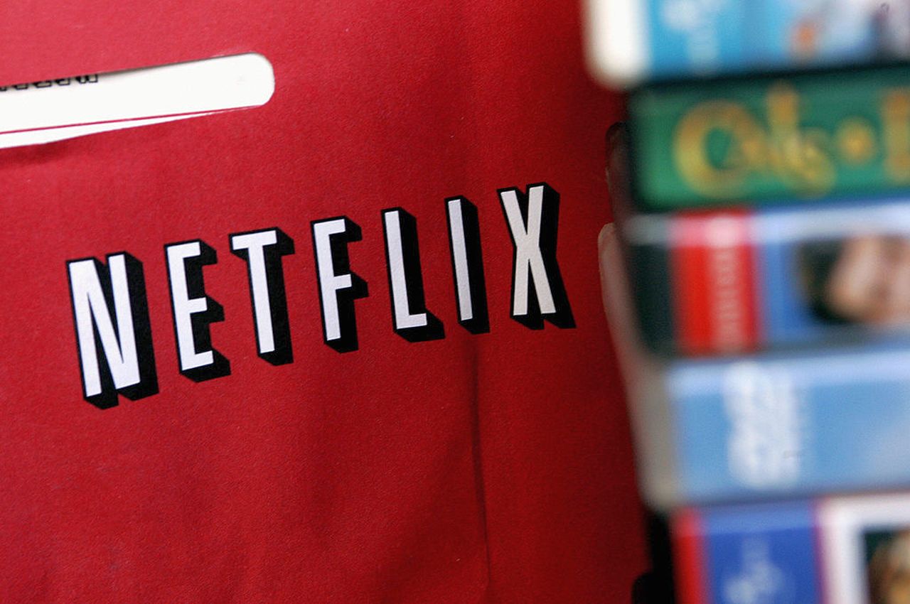 Netflix, calano gli abbonati e il titolo crolla in borsa