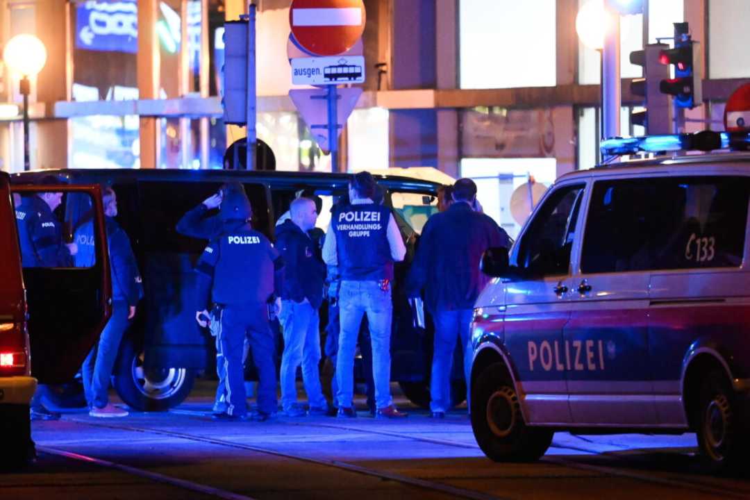 Attentato Vienna, ecco perché è avvenuto proprio ieri sera