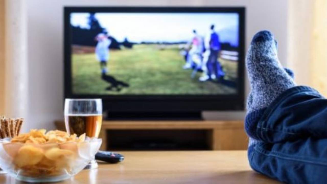 Programmi Tv oggi 26 novembre: intrattenimento, film e sport