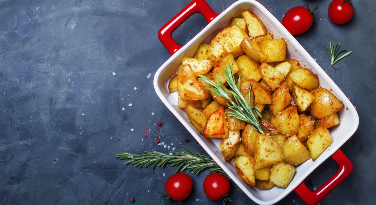 come fare le patate al forno croccanti