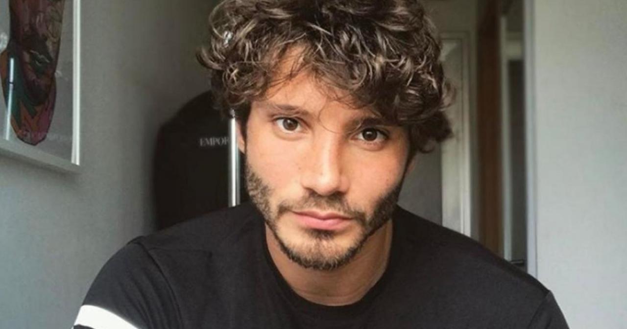 Stefano De Martino consola Emma Marrone