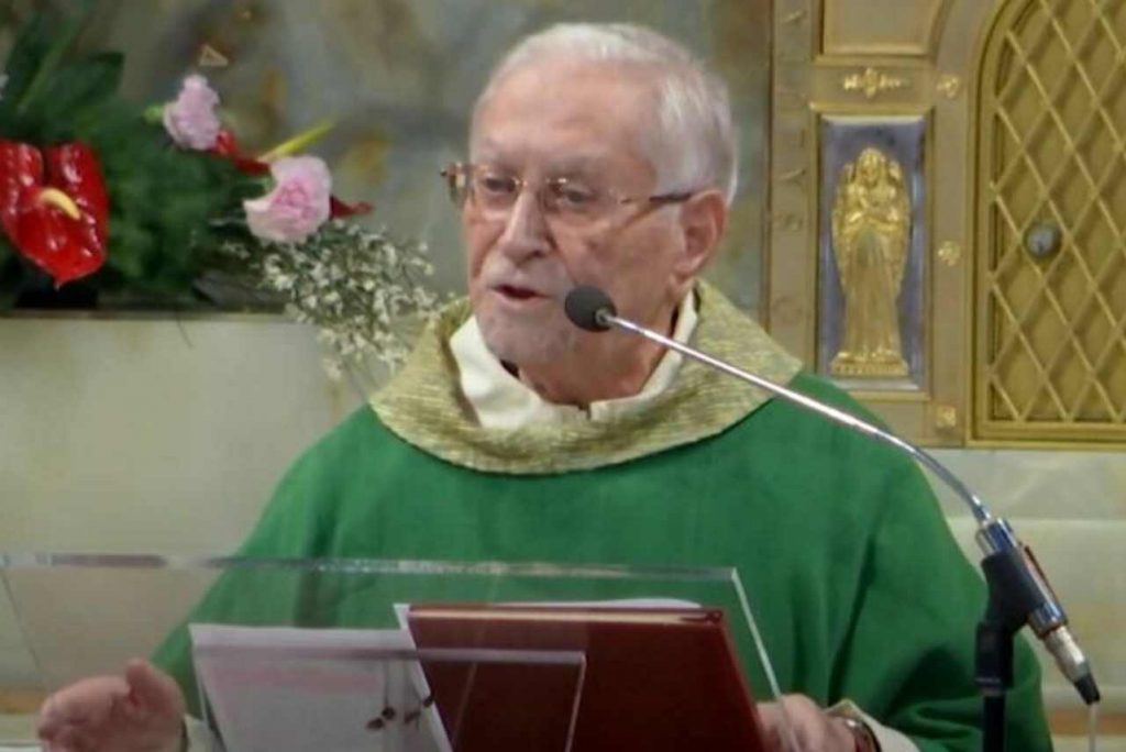 Morto padre Marciano Morra, era l'ultimo frate di Padre Pio