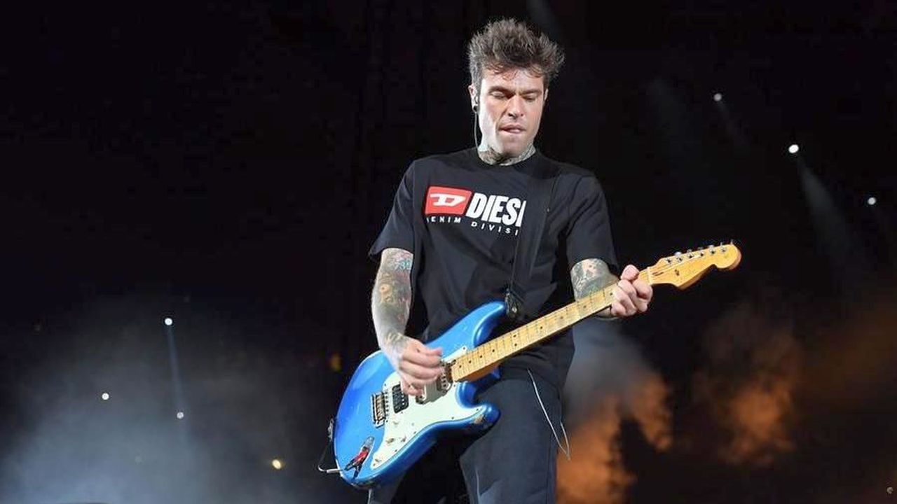 Fedez rischia la squalifica a Sanremo: cosa è successo