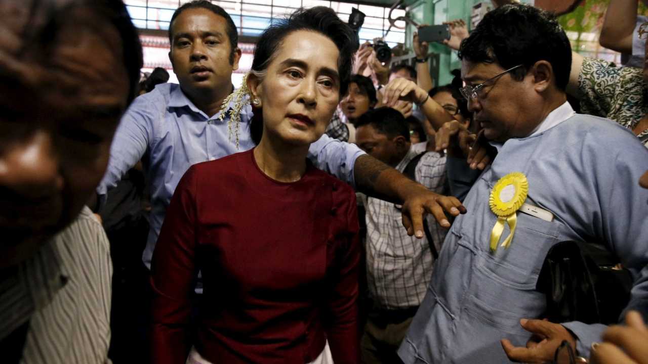 Aung San Suu Kyi arresto