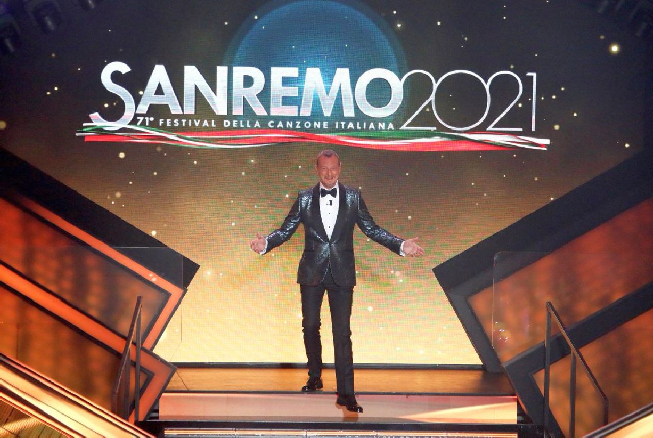 Sanremo 2021, ascolti quarta serata: l'Auditel resta basso, ma niente crollo