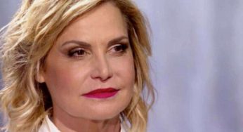 Simona Ventura rinuncia a Sanremo 2021: “Questo maledetto virus ha colpito”