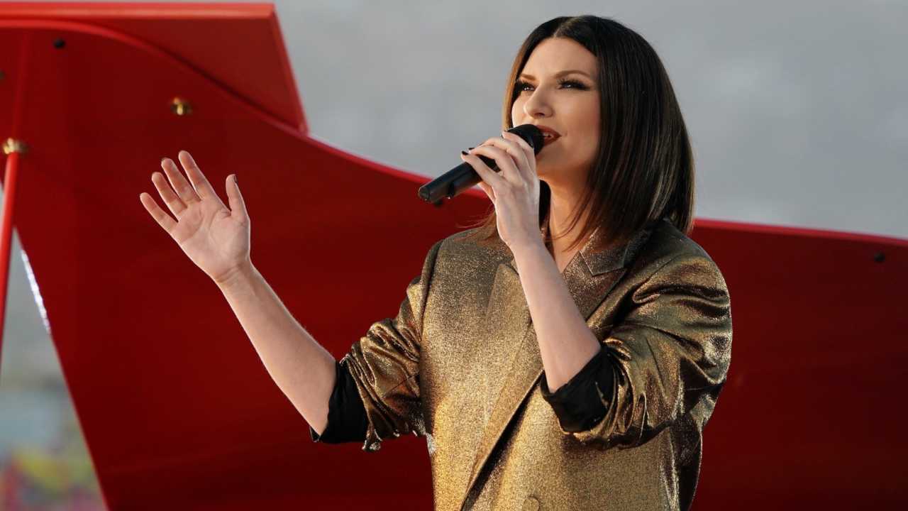 Laura Pausini copertina