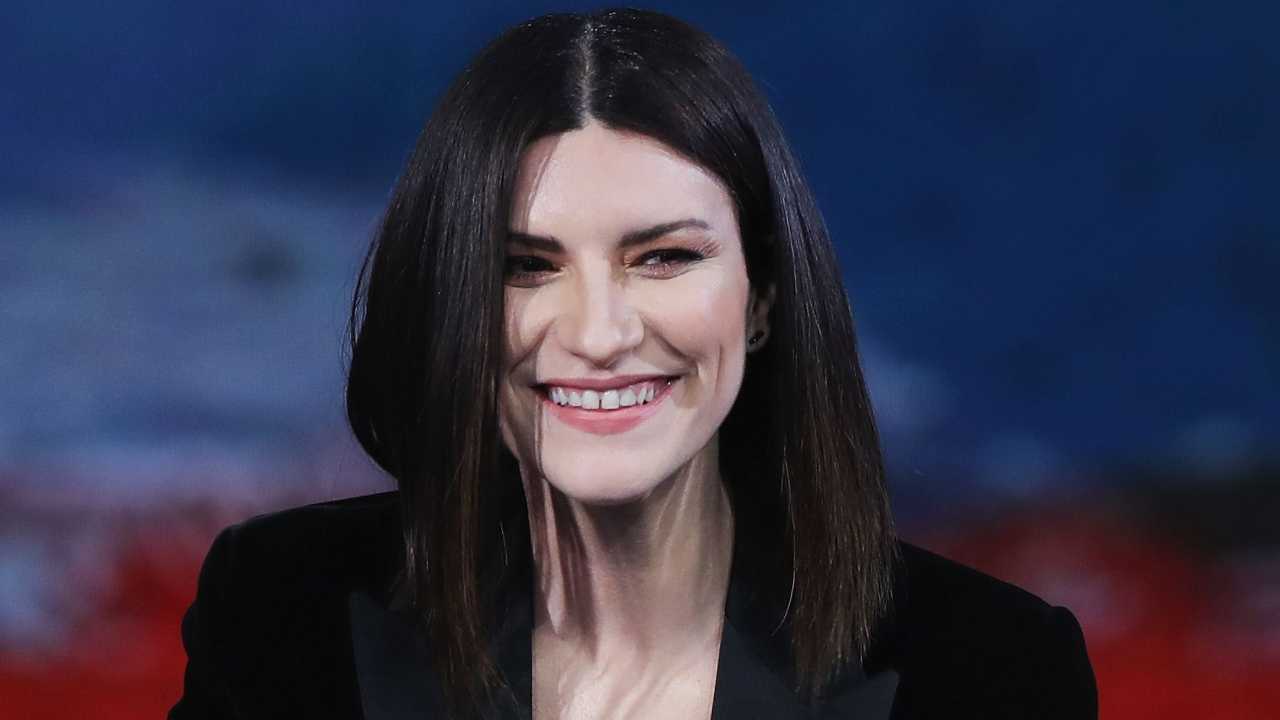 Laura Pausini copertina