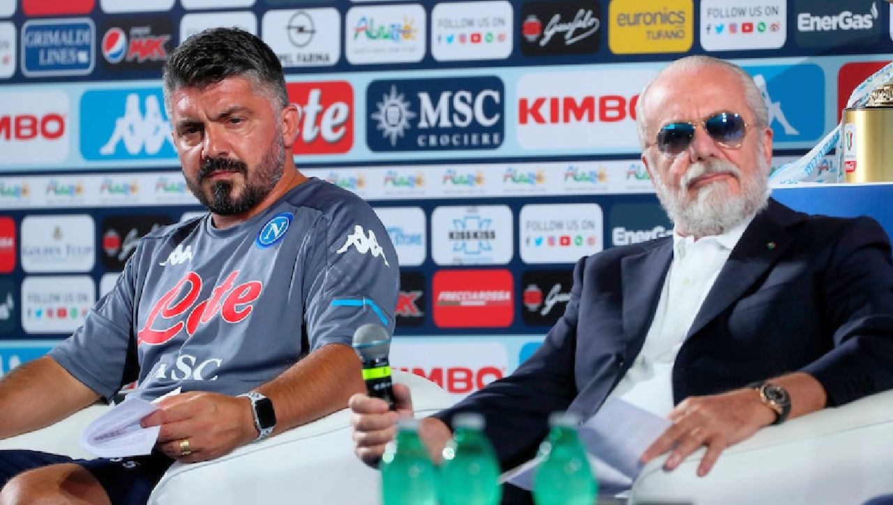 Il presidente del Napoli De Laurentiis fa i complimenti alla squadra per la vittoria sulla Lazio: "Che spettacolo". Messaggio per Gattuso?