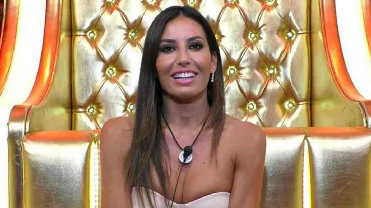 Elisabetta Gregoraci, cambio look drastico: selvaggia pantera, bomba sexy