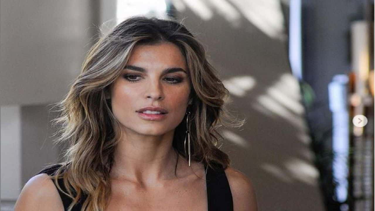 "Lo faccio tre volte a settimana": Elisabetta Canalis svela il suo segreto di bellezza