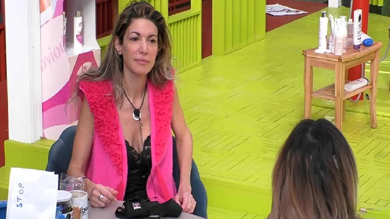 "Non vedeva l'ora di farlo": Maria Monsè la distrugge al GF Vip