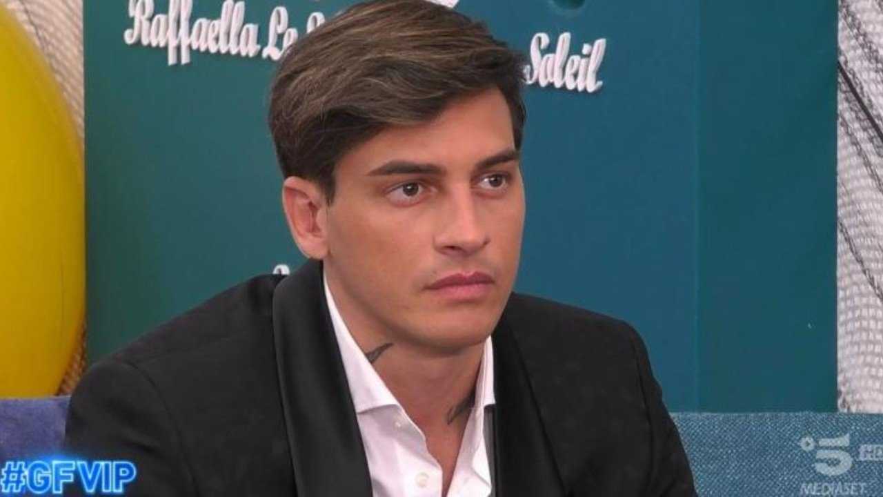 alessandro basciano messaggio in codice