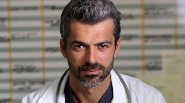 Luca Argentero nei panni di "Doc"