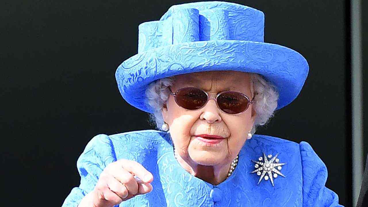 Regina Elisabetta copertina 07-04-2022