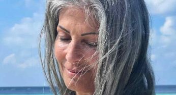 Isabella Ricci sirena sull’acqua: l’ex Uomini e Donne incanta in costume