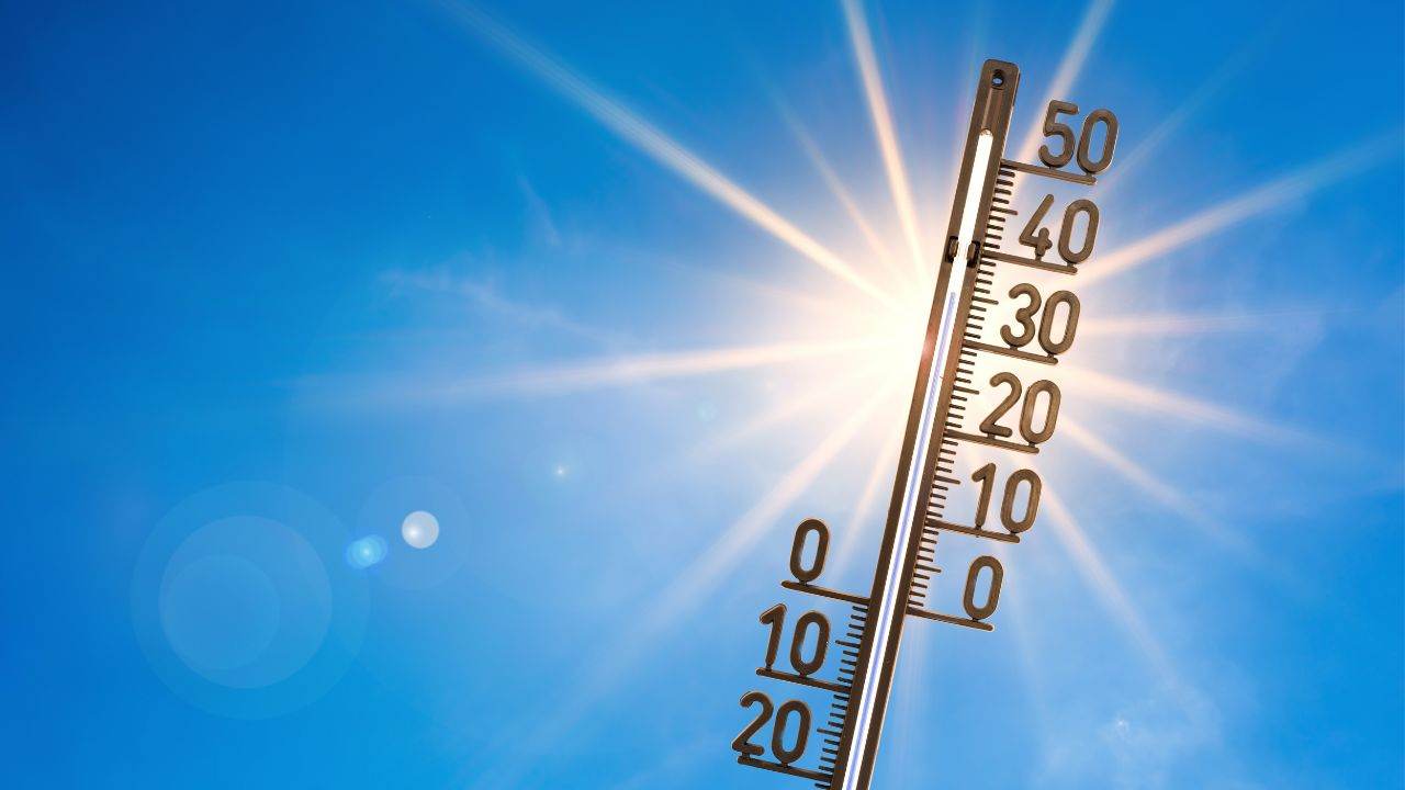 rimedi contro il caldo per sopravvivere alle temperature