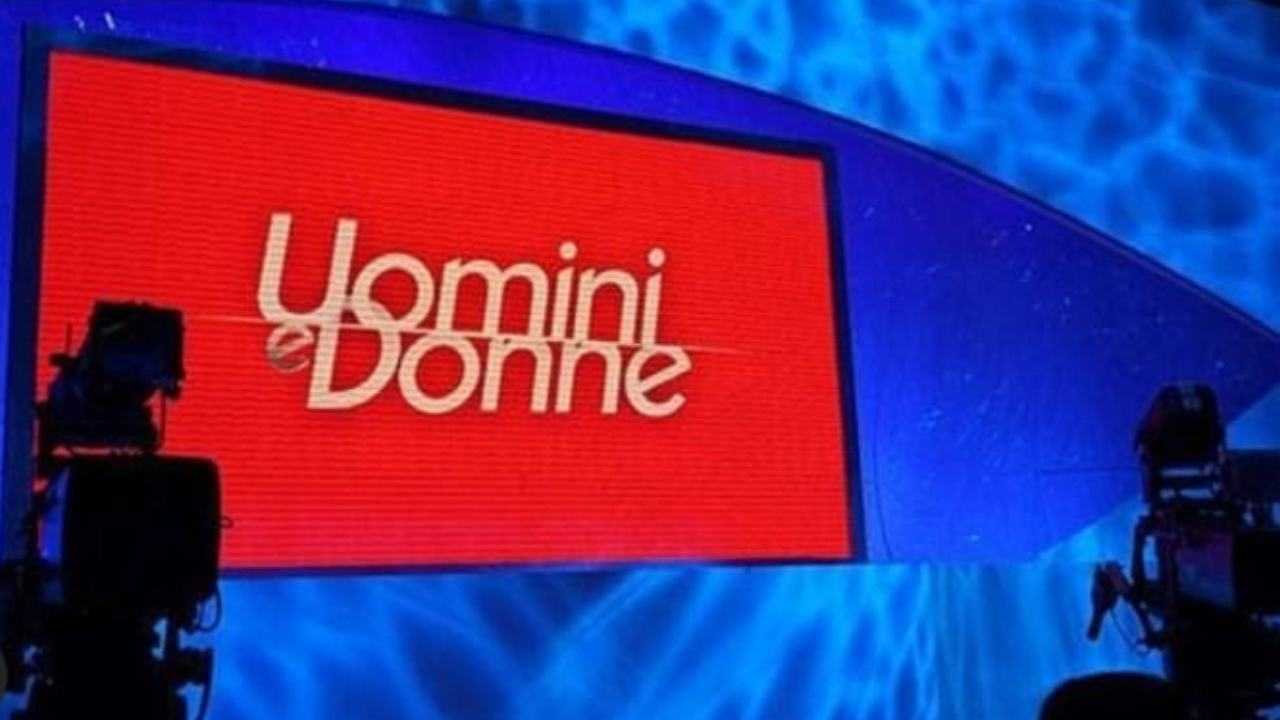 uomini e donne profonda crisi